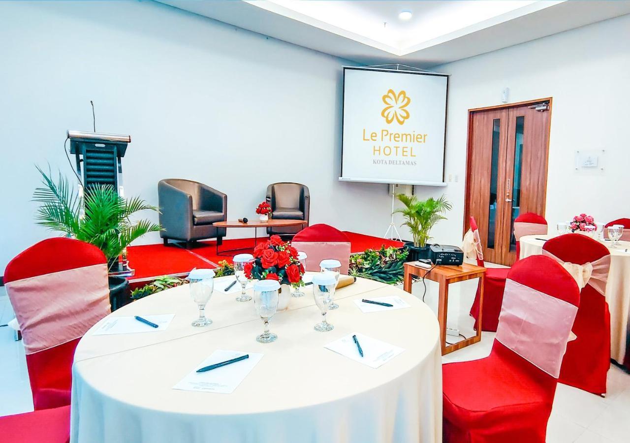 Le Premier Hotel Deltamas Чікаранґ Екстер'єр фото